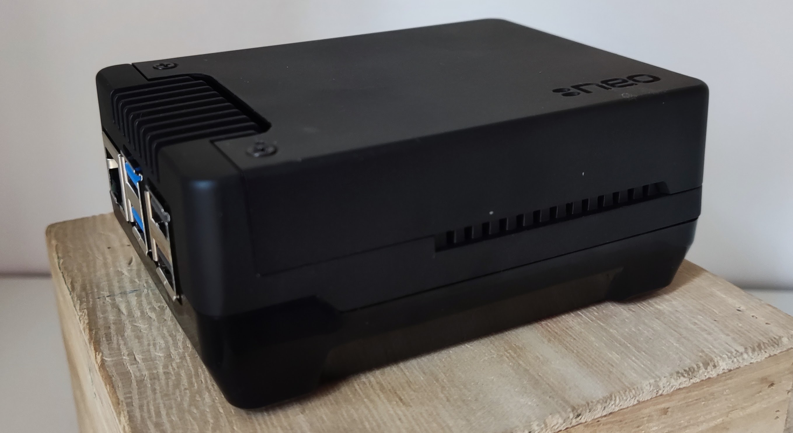 Neo Pi 5 case